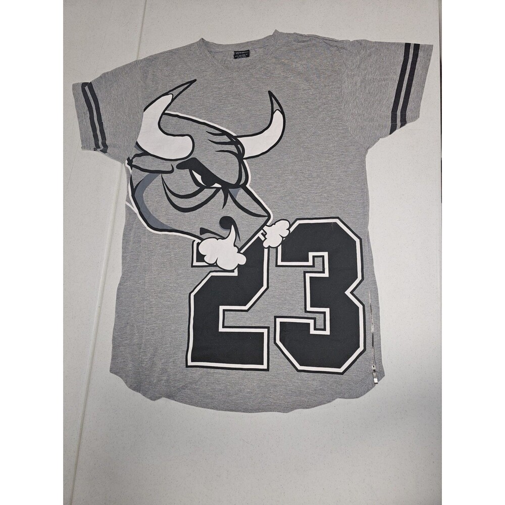 VTG Victorious Black & White  Bulls 23 Short Sleeve Graphic 2xl Tall T